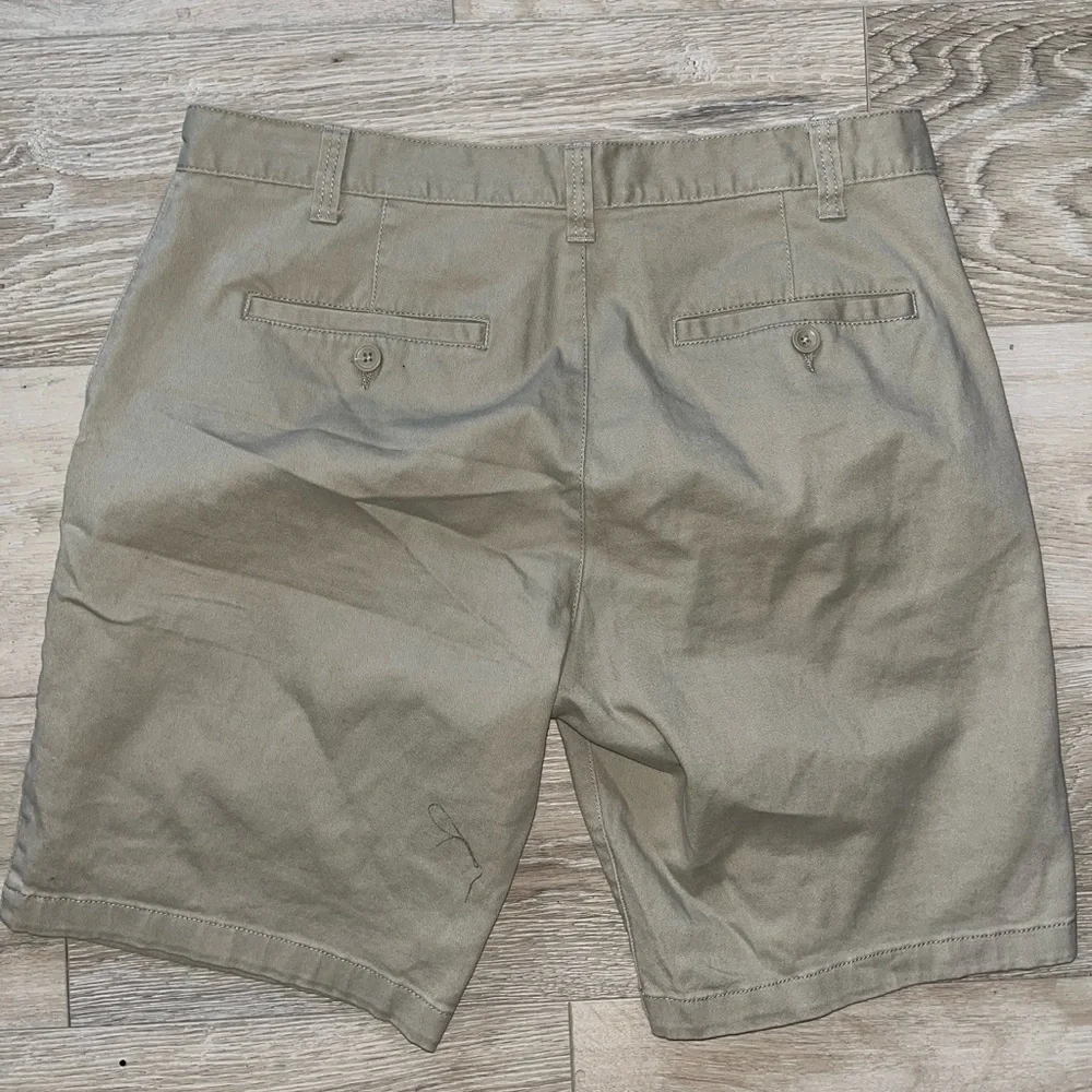 Lincoln Men's Khaki Flat Front Shorts flex size 36 - Picture 3 of 3